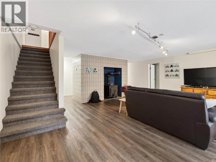8361 Ladner Road, Vernon, BC, V1B 3M8 - 28