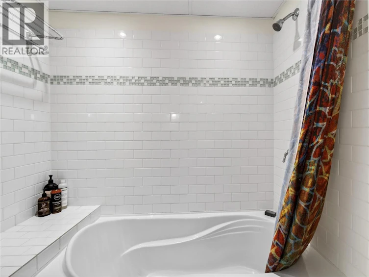 8361 Ladner Road, Vernon, BC, V1B 3M8 - 42