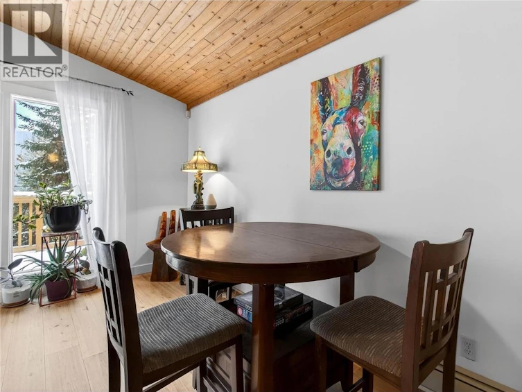 8361 Ladner Road, Vernon, BC, V1B 3M8 - 11