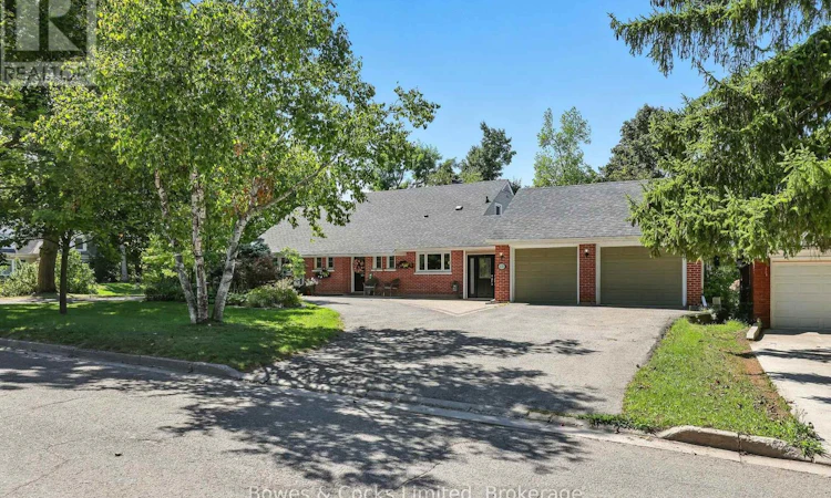 433 Manorhill Avenue