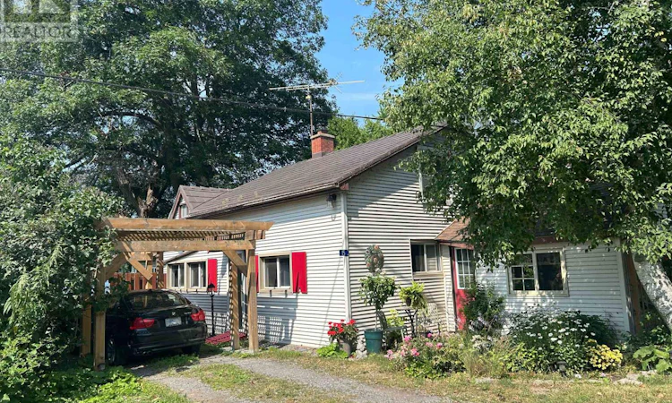 15 Sturtivans Lane