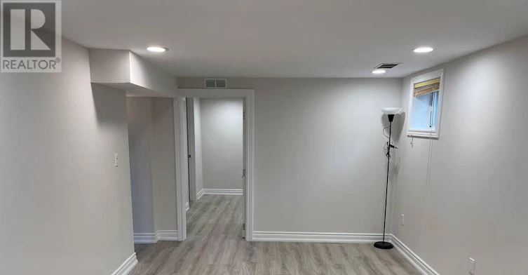 BSMT-3 Evan Road, Toronto, ON, M2N 2M4 - 12
