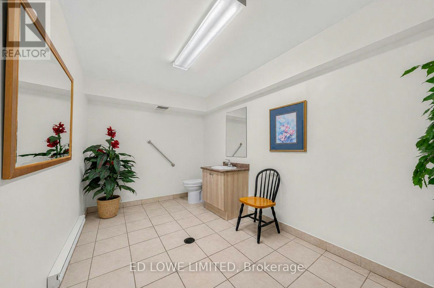 E-202-59 Arch Brown Court, Barrie, ON, L4M 0C6 - 24