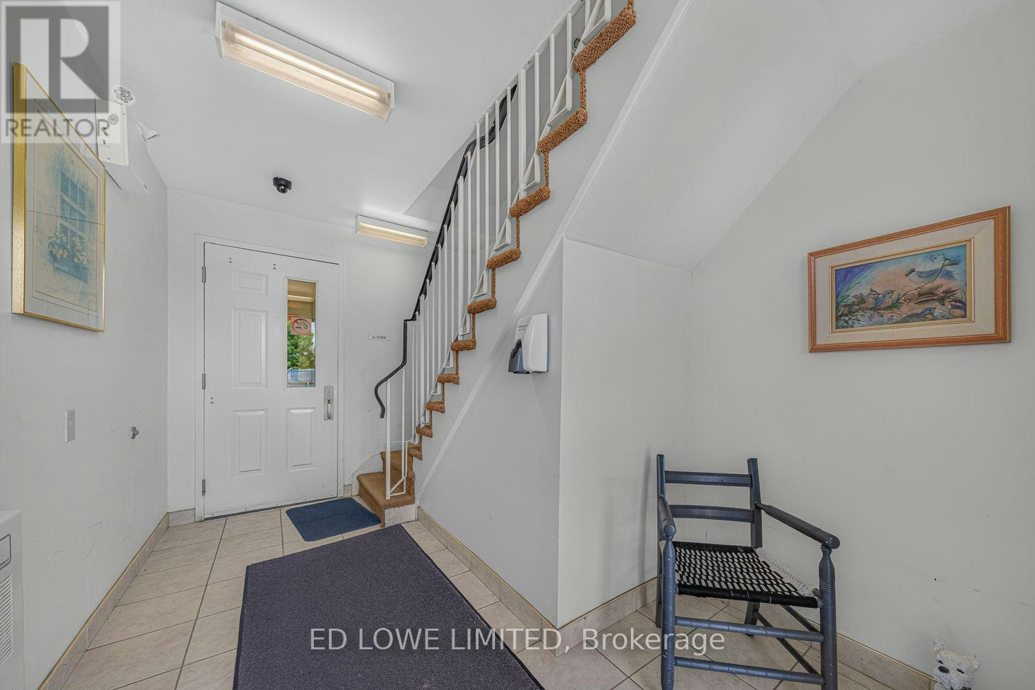 E-202-59 Arch Brown Court, Barrie, ON, L4M 0C6 - 3