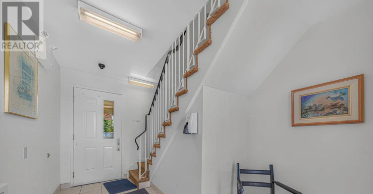 E-202-59 Arch Brown Court, Barrie, ON, L4M 0C6 - 3