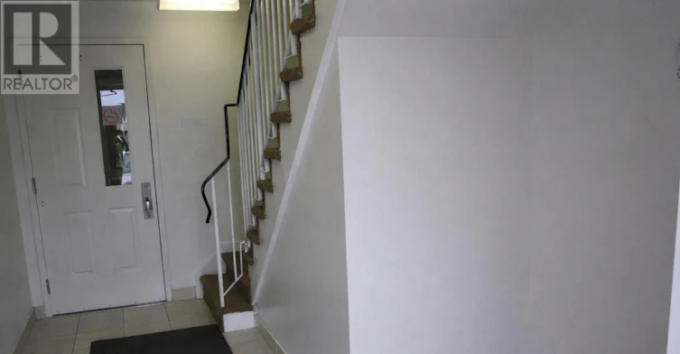 E-202-59 Arch Brown Court, Barrie, ON, L4M 0C6 - 4