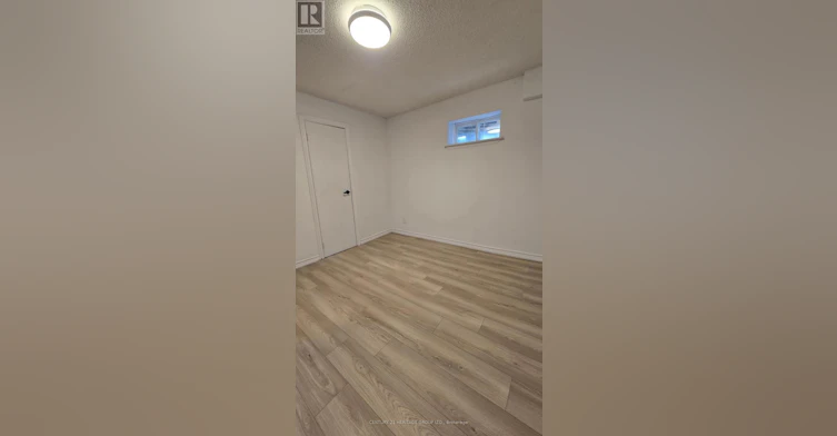 BSMT-735 Pam Crescent, Newmarket, ON, L3Y 5B7 - 7
