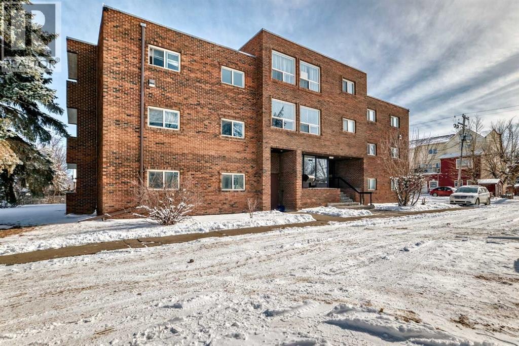 402-319 2 Avenue, Strathmore, AB, T1P 1T7