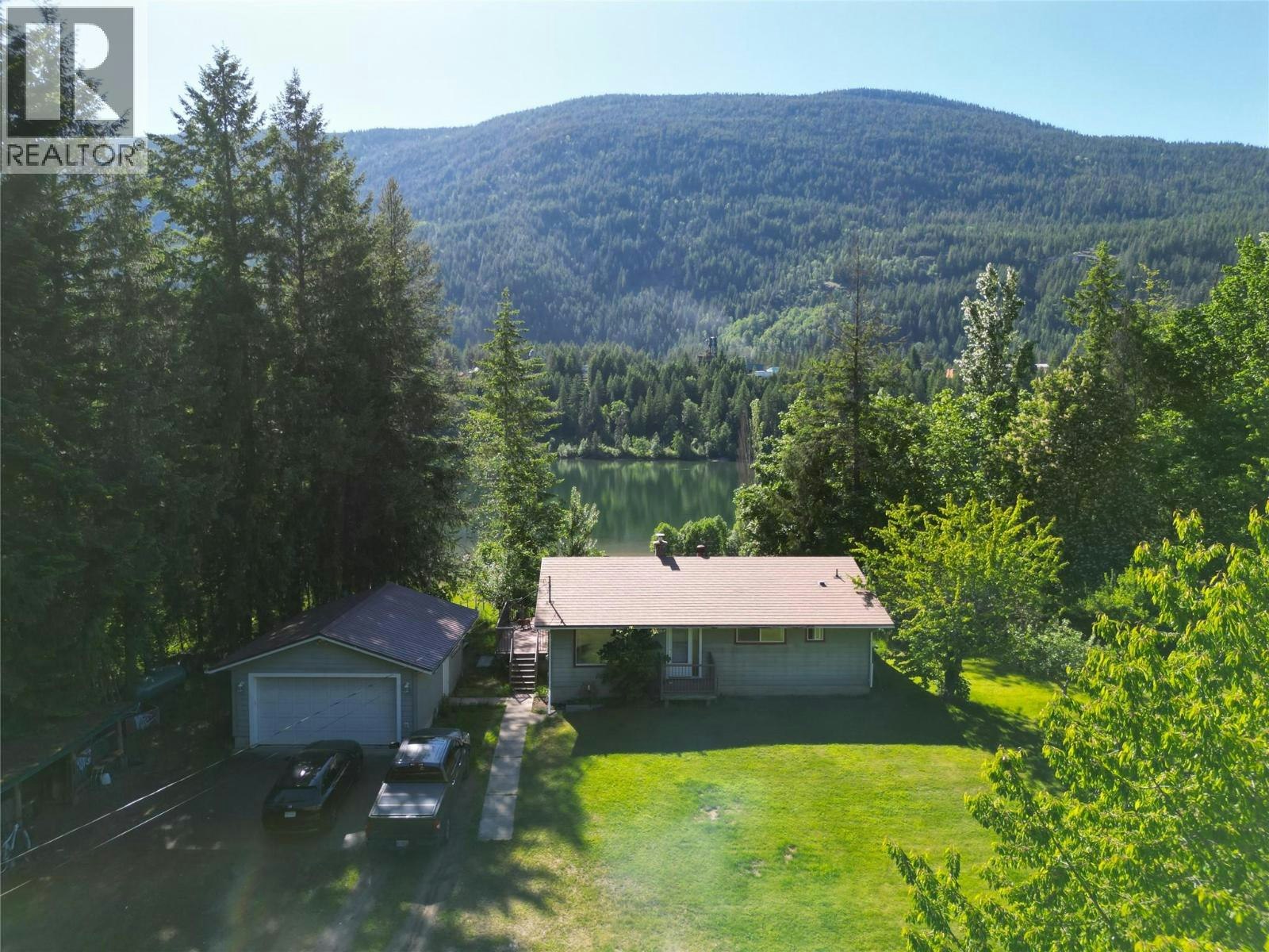1062 Scamp Road, Castlegar, BC, V1N 4R3