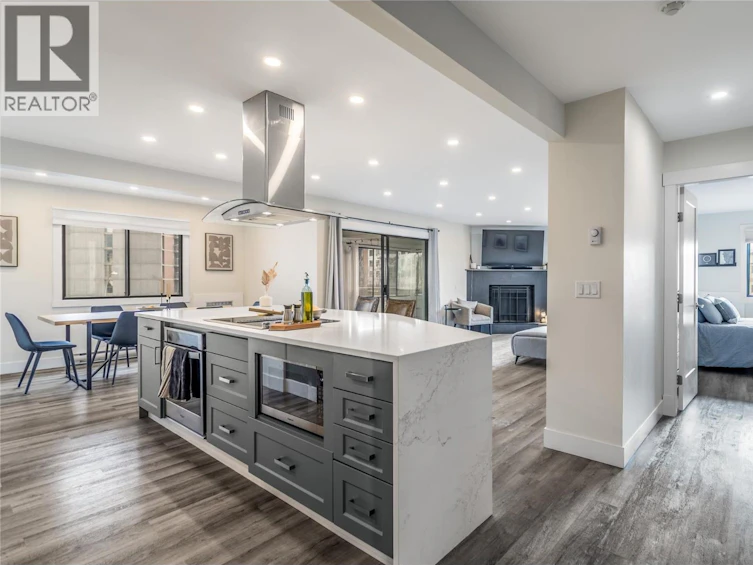 305-1075 Bernard Avenue, Kelowna, BC, V1Y 6P7 - 8