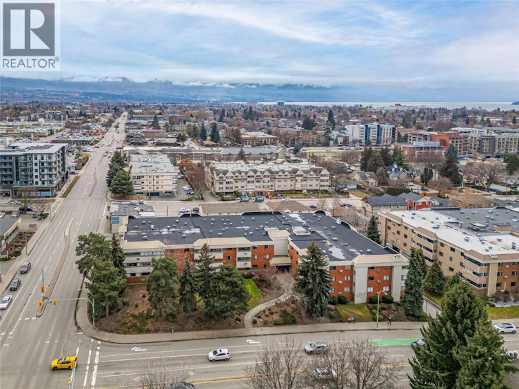 305-1075 Bernard Avenue, Kelowna, BC, V1Y 6P7 - 27