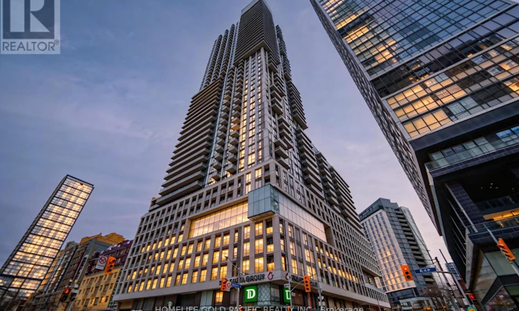 925-251 Jarvis Street