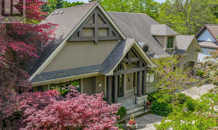 552 Bobolink Road