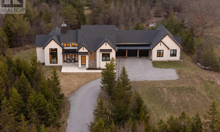 3901 White Road