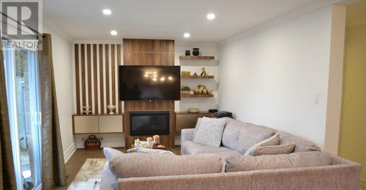 65 Manning Crescent, Newmarket, ON, L3Y 6H3 - 11