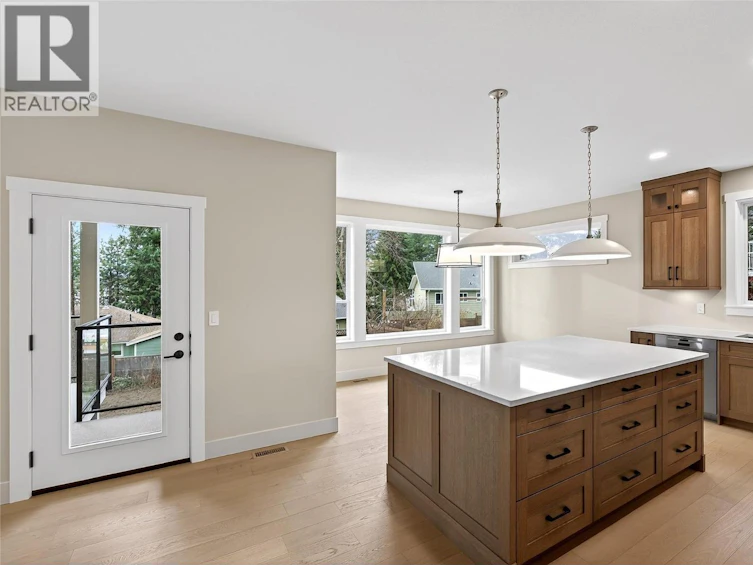 3682 Braelyn Road, Tappen, BC, V0E 2X1 - 12