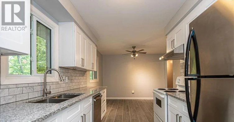 MAIN FLOOR-33 B Grove Street E, Barrie, ON, L4M 2N8 - 5