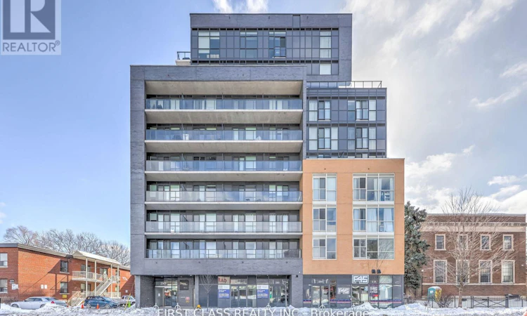 904-2369 Danforth Avenue