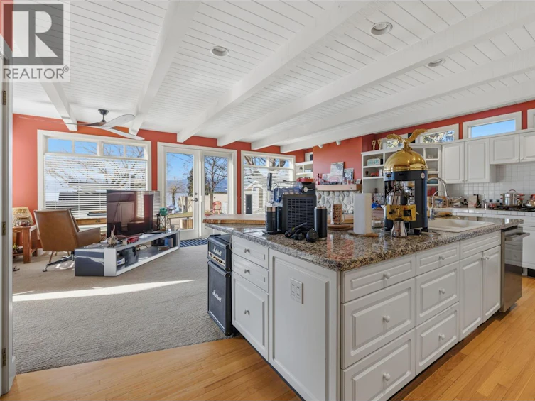 4614 Fuller Road, Kelowna, BC, V1W 1Z7 - 6
