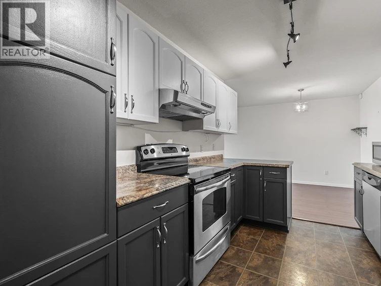208-3160 Casorso Road, Kelowna, BC, V1W 3L7 - 15