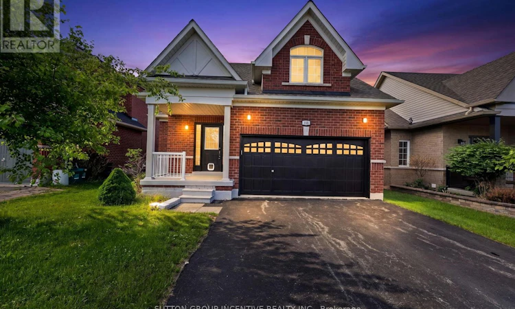 116 Sun King Crescent