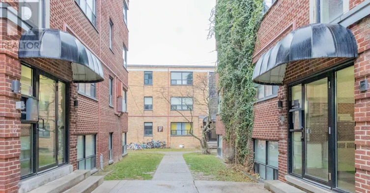 F12-3015 Queen Street, Toronto, ON, M1N 1A5 - 3