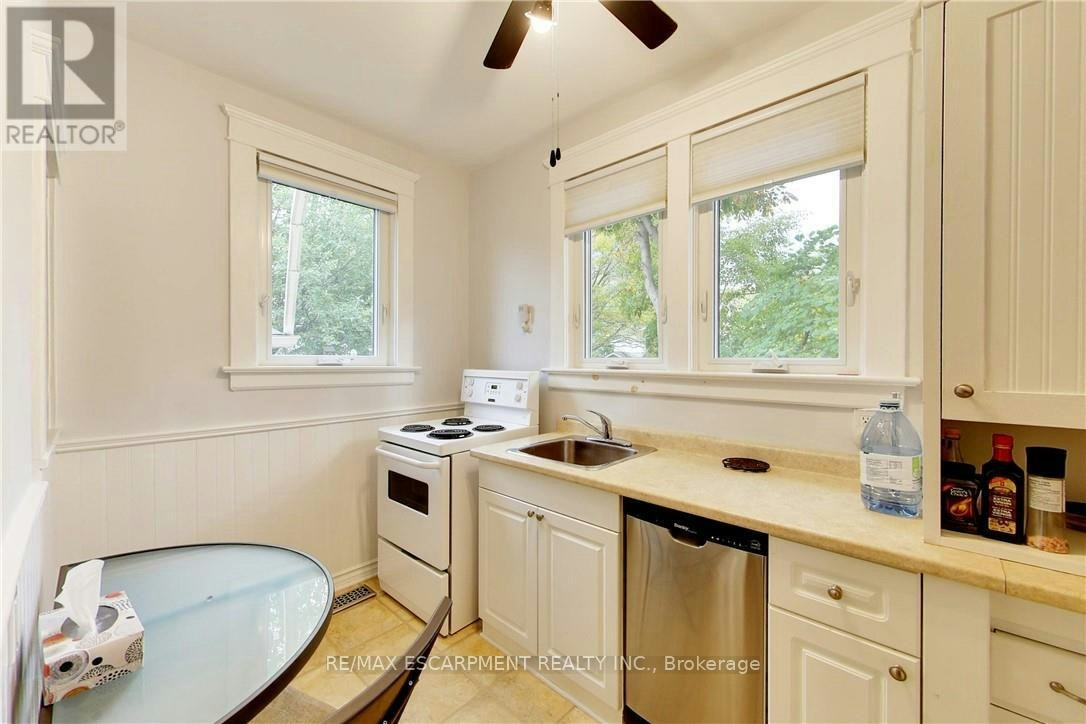 1-122 Forsyth Street EAST, Sarnia, ON, N7T 6C3