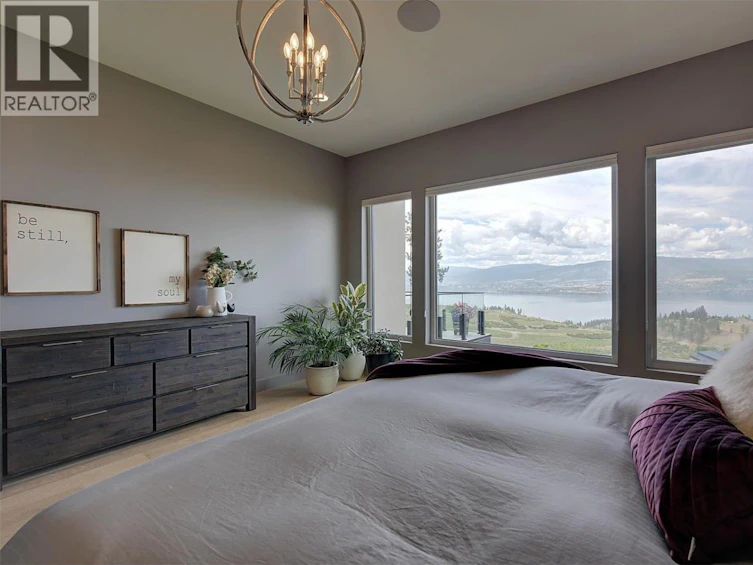 5710 Jasper Way, Kelowna, BC, V1W 5L7 - 32