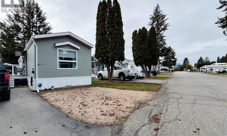 51-5484 Okanagan Landing Road