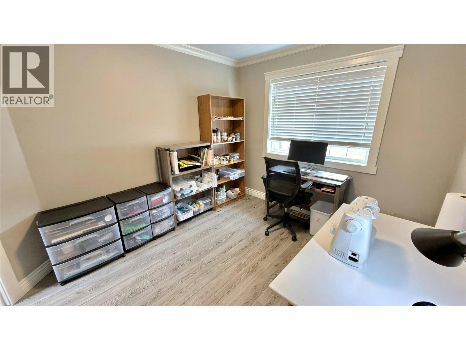611 Gertrude Street, Midway, BC, V0H 1M0 - 28