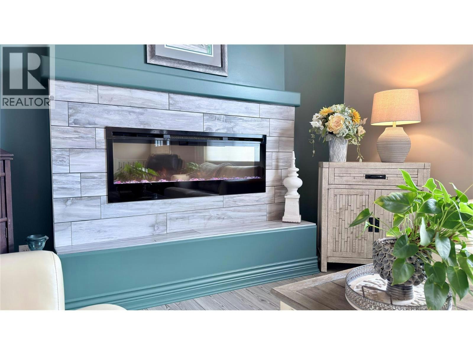 611 Gertrude Street, Midway, BC, V0H 1M0 - 15