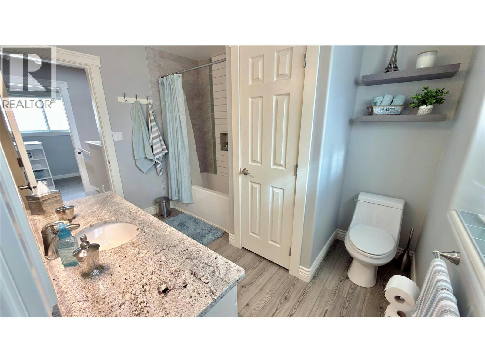 611 Gertrude Street, Midway, BC, V0H 1M0 - 31