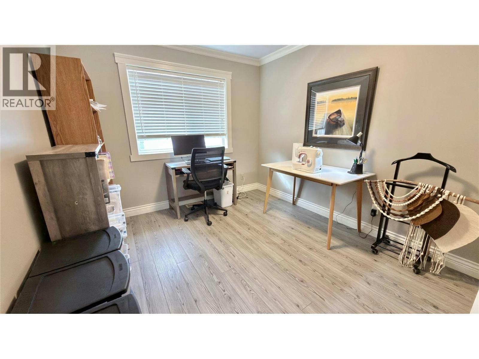 611 Gertrude Street, Midway, BC, V0H 1M0 - 27