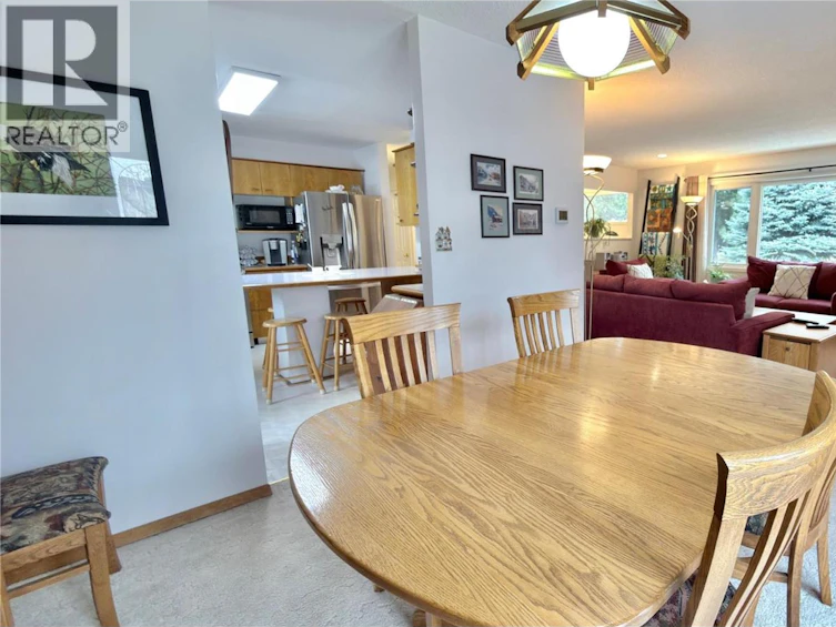 461 Eighth Avenue, Midway, BC, V0H 1M0 - 26