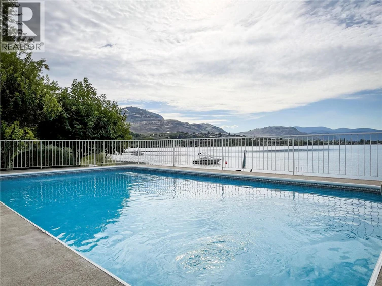 8 Bayview Crescent, Osoyoos, BC, V0H 1V6 - 6