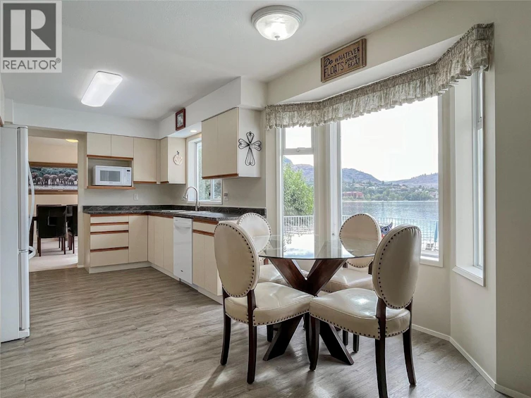 8 Bayview Crescent, Osoyoos, BC, V0H 1V6 - 40