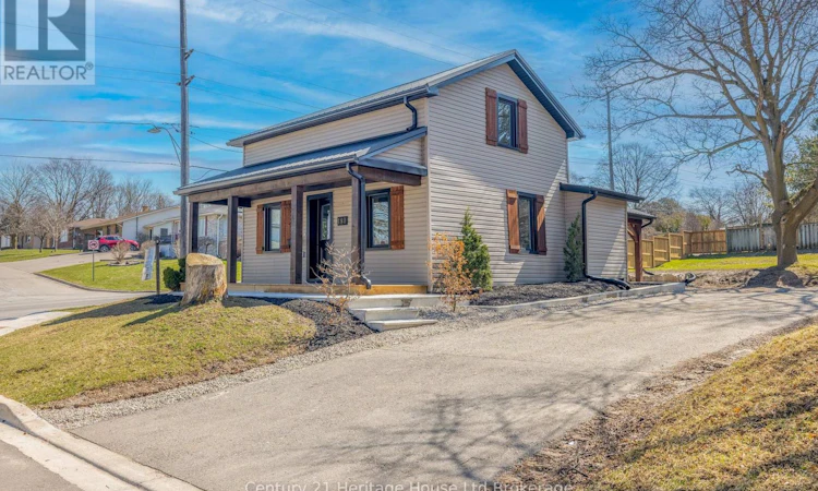 180 Cherry Street W
