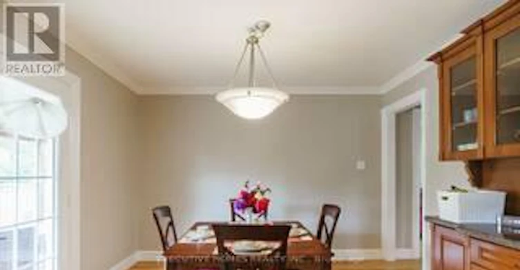 4562 Penhallow Road, Mississauga, ON, L5V 1E8 - 10