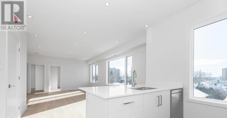 9-319 Shakespeare Street, Ottawa, ON, K1L 5M1 - 4