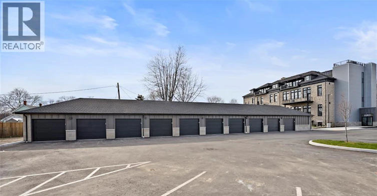 404-247 Brock Street, Amherstburg, ON, N9V 2H4 - 32