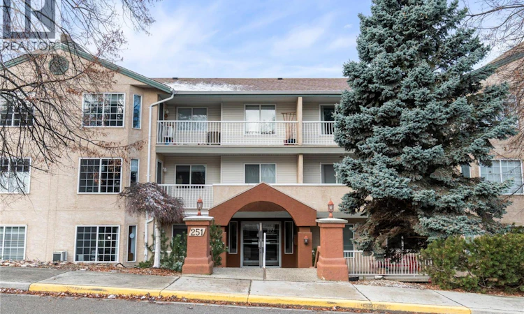 306-251 SE 6 Street