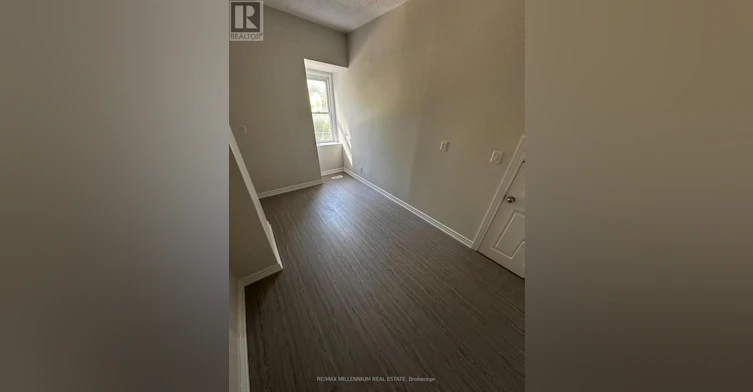 2-25 Howard Street, Toronto, ON, M4X 1J6 - 7