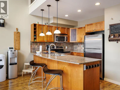 6930 Barcelona Drive - 5
