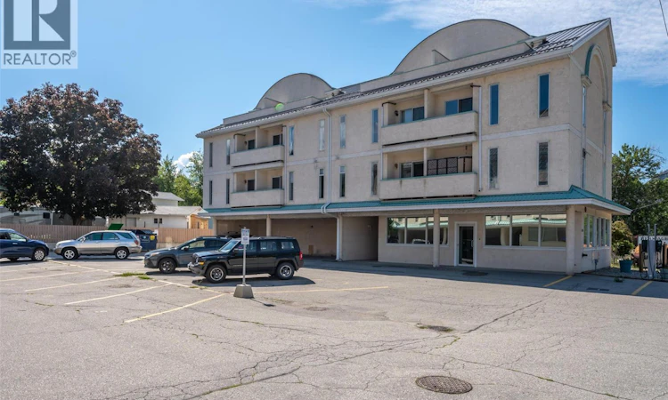 3-1135 Main Street