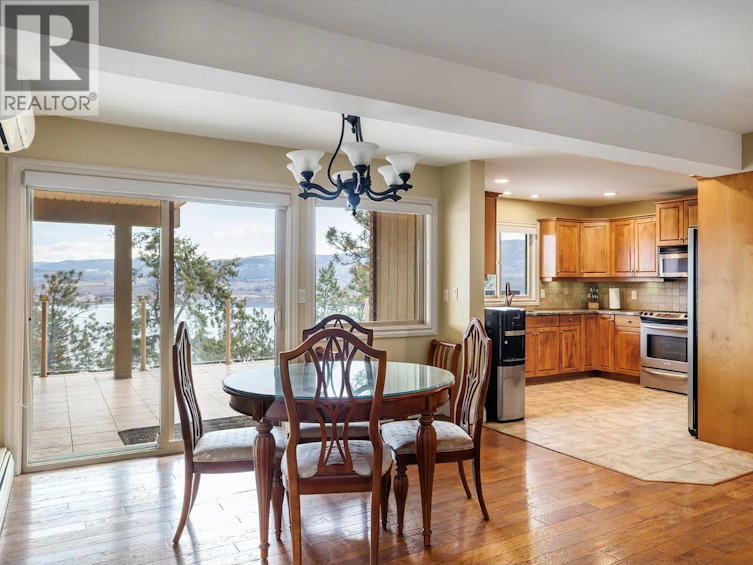 2661 Lakeridge Road, West Kelowna, BC, V1Z 1Y1 - 11