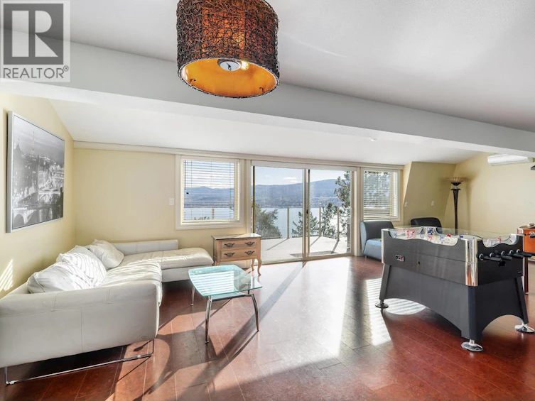 2661 Lakeridge Road, West Kelowna, BC, V1Z 1Y1 - 26