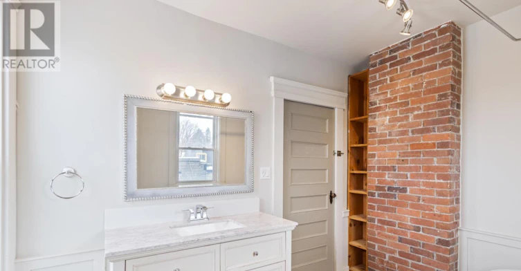 SECOND FLOOR-443 Ontario Street, Newmarket, ON, L3Y 2K6 - 15