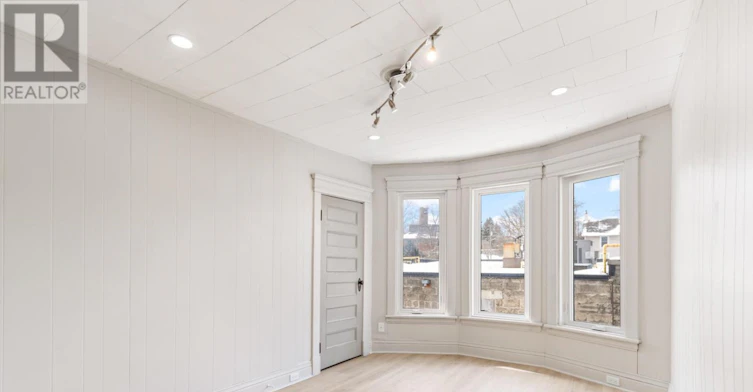 SECOND FLOOR-443 Ontario Street, Newmarket, ON, L3Y 2K6 - 13