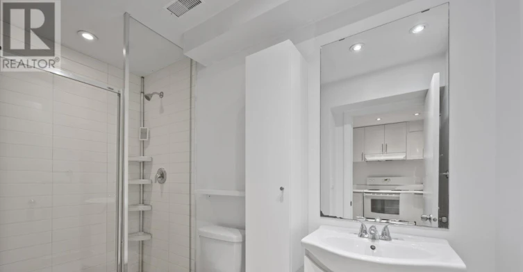 LOWER-965 Briar Hill Avenue, Toronto, ON, M6B 1M4 - 7
