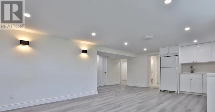 BASEMENT-383 Neal Drive, Richmond Hill, ON, L4C 3L6 - 10